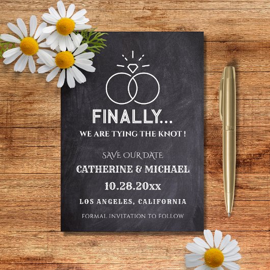 Save The Date Black Chalk Board Diamond Rings tendance