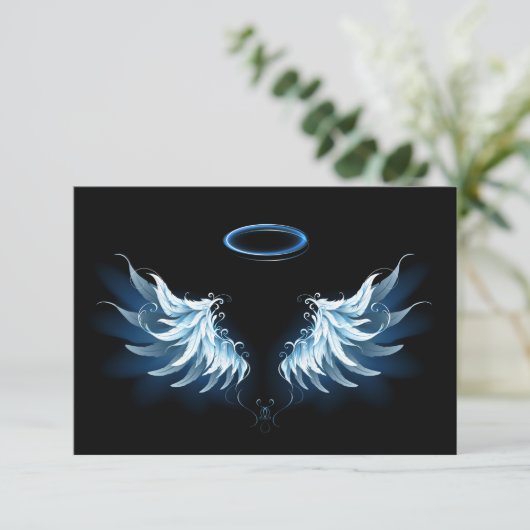 Save The Date Blue Glowing Angel Wings on black background (Debout devant)