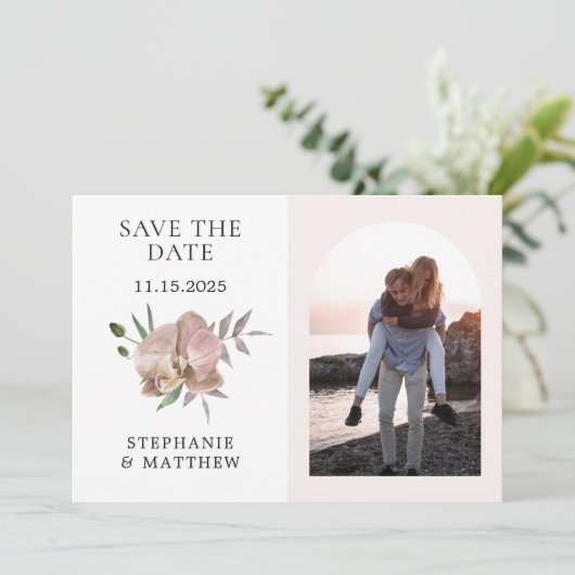Save The Date Boho Arch Dusty Orchids Mariage photo (Debout devant)