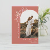 Save The Date Boho Floral Arch Photo Terracotta Mariage (Debout devant)