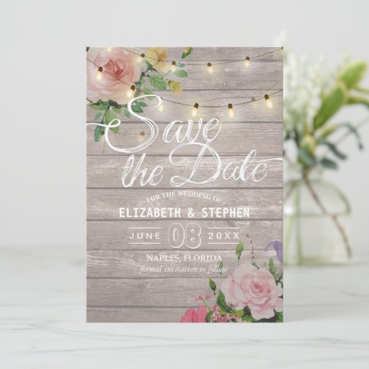 Save The Date Bois rustique Floral Chaîne Lumières Mariage Date (Debout devant)