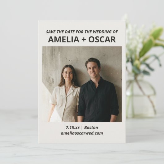 Save The Date Bold Black White Photo Modern Typography Wedding (Debout devant)