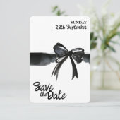 Save The Date Bow blanc noir moderne Mariage simple (Debout devant)
