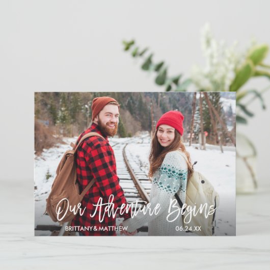 Save The Date Brosse moderne Script Bois Notre aventure commence (Debout devant)