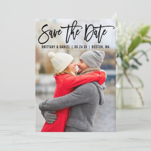 Save The Date Brosse moderne Script Couple Photo B Enregistrer L (Debout devant)