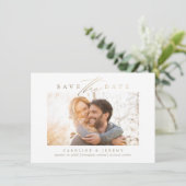 Save The Date Budget Gold Moderne Calligraphie Script Photo (Debout devant)