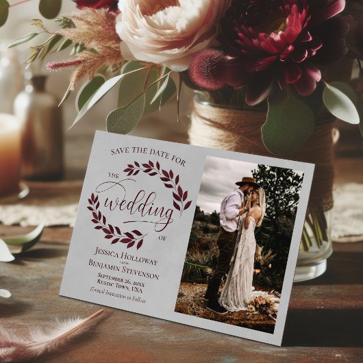 Save The Date Burgundy Laurel Feuilles et photo Rustic Grey Mari