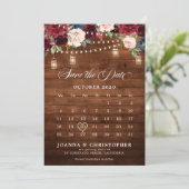 Save The Date Calendrier en pot Mason floral en bois rustique bo (Debout devant)