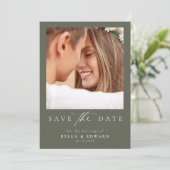 Save The Date Calligraphie Élégante Mariage Vert Enregistrer La  (Debout devant)