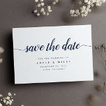 Save The Date Calligraphie marine et blanche Enregistrer la cart<br><div class="desc">Simples et élégants enregistrer les cartes de dates avertir vos invités de votre prochain mariage dans un style intemporel. Les cartes blanches à crampons sont "enregistrer la date" dans le script de calligraphie en lettres, avec vos noms, date mariage et emplacement sous dans le type classique marine bleu serif. Ajoutez...</div>