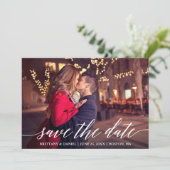 Save The Date Calligraphie moderne élégante Couple Photo (Debout devant)