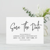 Save The Date Calligraphie moderne noir & blanc Scan QR Code (Debout devant)