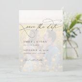 Save The Date Calligraphie moderne Script superposer Mariage pho (Debout devant)