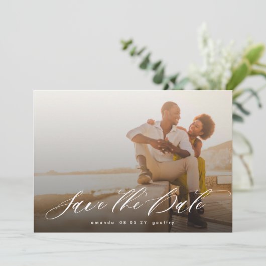 Save The Date Calligraphie moderne White Overlay Photo Code QR (Debout devant)