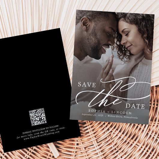 Save The Date Calligraphie romantique QR Code Dark Photo