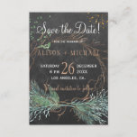 Save The Date Chalkboard rustique wreath d'hiver enregistrer dat<br><div class="desc">Un mariage rustique et élégant d'hiver, enregistrez la carte modèle date sur un tableau noir gris avec une couronne de branches de pin, de branches séchées et de éclaboussures d'aquarelle. Remplissez vos informations dans les zones, Vous pouvez choisir de le customiser en changeant encore les polices et les couleurs du...</div>