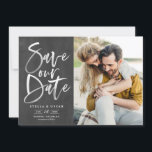 Save The Date Chalkboard Watercolor Brush Calligraphie<br><div class="desc">Brush Calligraphy Photo Enregistrer Notre Carte Date | Annoncez à votre famille et à vos amis votre date de mariage avec cette personnalisable enregistrer la carte à plat date. Il est doté de calligraphie moderne à lettrage manuel. Cette photo design enregistrer la carte date est parfait pour toute saison et...</div>