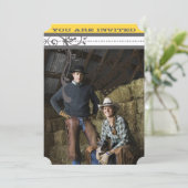 Save The Date Chandelier gris et jaune funky Enregistrer la date (Debout devant)