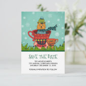 Save The Date Chat Whimsical assis dans un thé Noël (Debout devant)