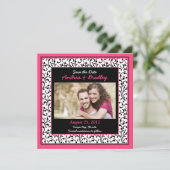 Save The Date Chaud rose photo Damask Floral Enregistrer la date (Debout devant)