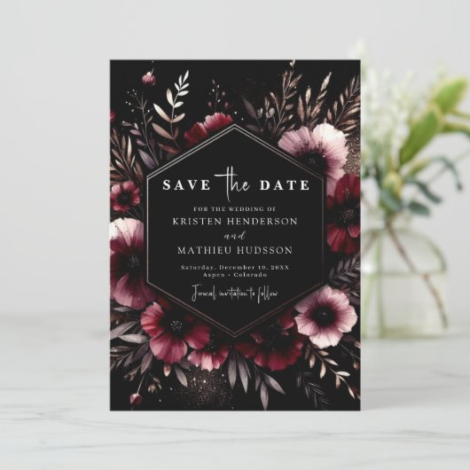 Save The Date Chic Earthy Burgundy Mariage (Debout devant)