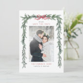 Save The Date Christmas Pine Garland Wedding Photo (Debout devant)