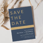 Save The Date Classy Navy Blue Enregistrer la date Elegant Gold<br><div class="desc">Mariage Elegant Marine Bleu et Or Enregistrer les cartes de date. Les cartes Save the Date contiennent une typographie de script moderne,  lettrée à la main,  qui sont élégantes,  simples et modernes à utiliser après que vous minimaliste simple célébration de mariage.</div>