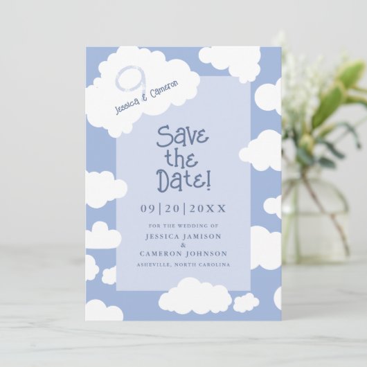 Save The Date Cloud Neuf 9 Cute Fun Whimsical Unique Mariage (Debout devant)