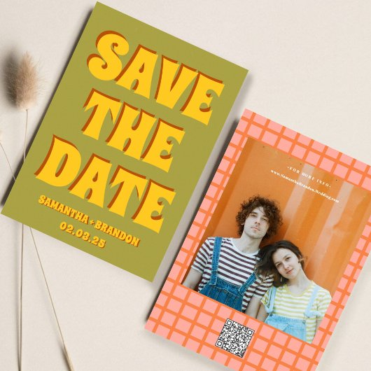 Save The Date Code QR de mariage rétro funky gras & brillant boh
