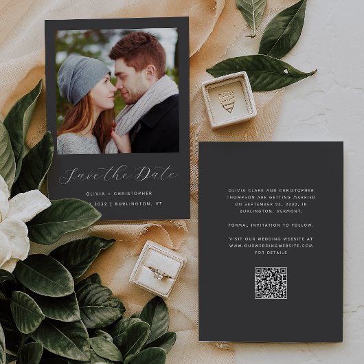 Save The Date Code QR écriture gris charbon de bois Photo