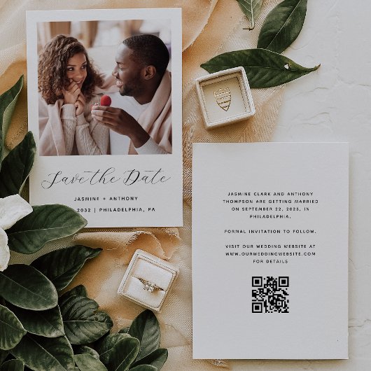Save The Date Code QR minimum un script photo noir et blanc