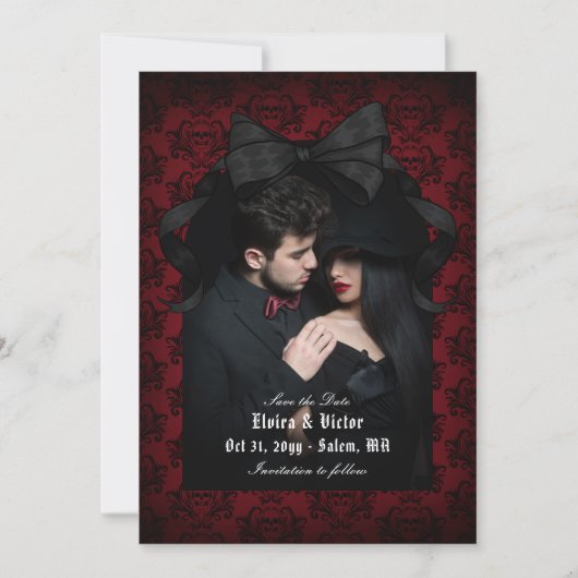 Save The Date Crâne Rouge Damas Noir Nœud Goth Mariage (Devant)