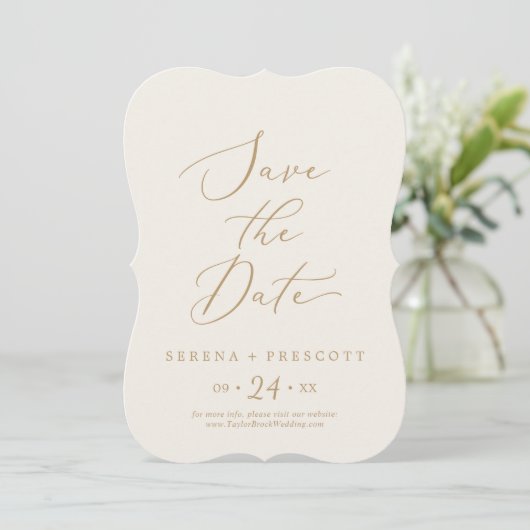 Save The Date Delicate Gold and Cream Wedding Enregistrer la dat (Debout devant)