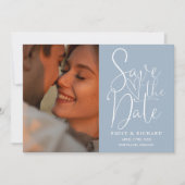 Save The Date Dusty Blue Mariage 2 Photo QR Code Élégant Script (Devant)