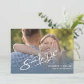 Save The Date Dusty Blue Mariage Photo QR Code Elegant (Debout devant)