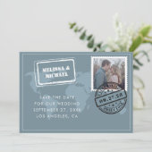 Save The Date Dusty Blue World Map Destination Wedding Photo (Debout devant)