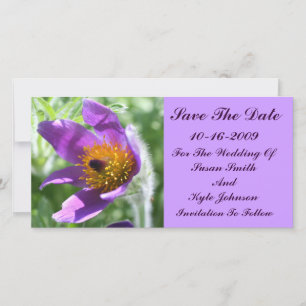 Save The Date Économies pourpres de mariage de fleur de Pasque l