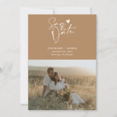 Save The Date Écriture calligraphique moderne en terracotta Phot (Devant)