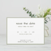 Save The Date Écriture Décontractée Vert Dusteux Liant Le Noeud (Debout devant)