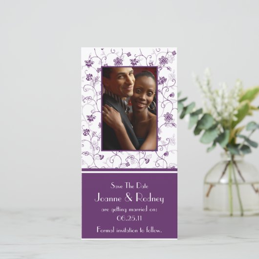 Save The Date Eggplant Purple and White Photo Enregistrer la dat (Debout devant)