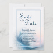 Save The Date Elégant Dusty Blue Feather Wedding Enregistrer la  (Devant)