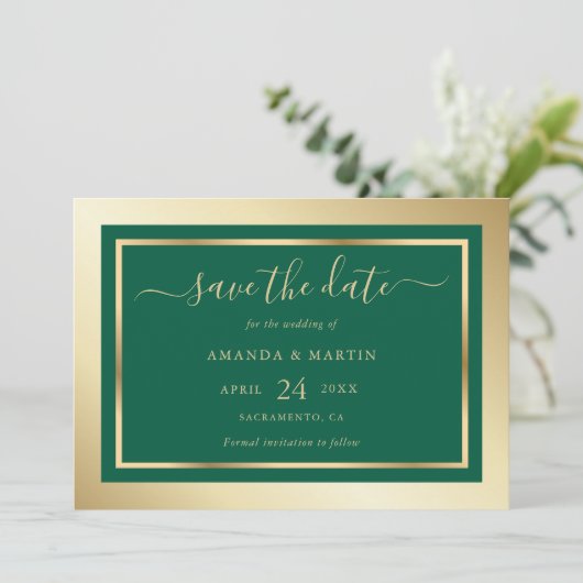 Save The Date Élégant Mariage Emerald personnalisé vert et or (Debout devant)