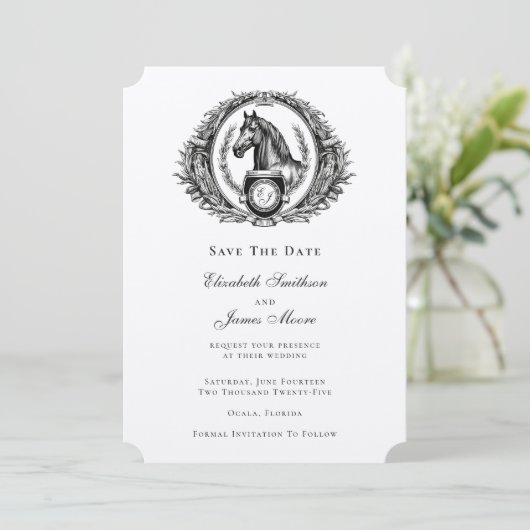 Save The Date Élégant Mariage Equestre Formel Monogram Crest (Debout devant)