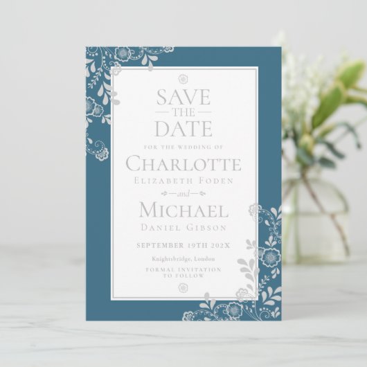 Save The Date Elégant mariage floral bleu argent Enregistrer la  (Debout devant)