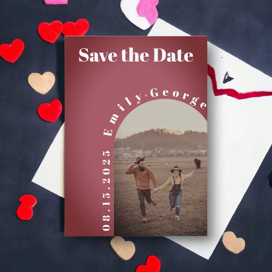 Save The Date Élégant moderne romantique Couple Arch Mariage pho