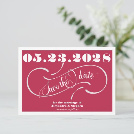 Save The Date Élégant Monogramme manuscrit QR Code Magenta Photo (Debout devant)