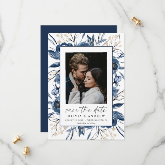 Save The Date Elegant Navy Blue Script Photo Floral Wedding (Devant/Arrière en situation)
