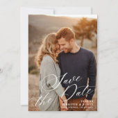 Save The Date Élégant script blanc | Mariage Enregistrer La Date (Devant)