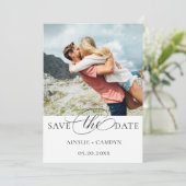 Save The Date Élégant script photo (Debout devant)