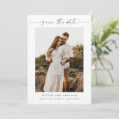 Save The Date Élégant script photo Mariage minimal (Debout devant)